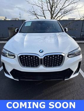 2022 BMW X4 xDrive30i