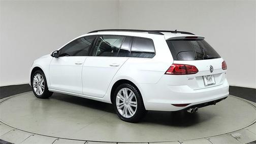 2015 Volkswagen Golf SportWagen SE
