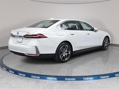 2025 BMW i5 xDrive40