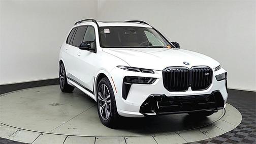 2026 BMW X7 M60i