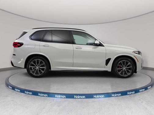 Alpine White 2026 BMW X5 PHEV xDrive50e