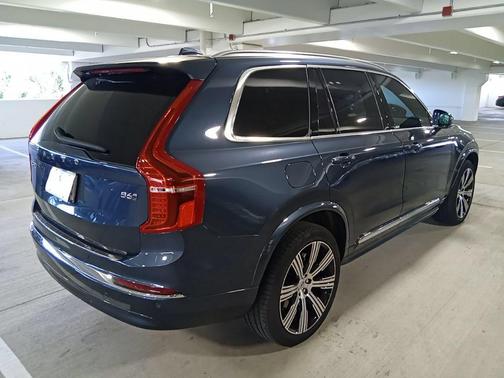 Denim Blue Metallic 2024 Volvo XC90 B6 Ultimate Bright Theme 7-Seater