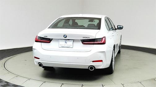 2024 BMW 330 i xDrive