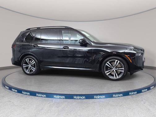 Black Sapphire Metallic 2026 BMW X7 xDrive40i