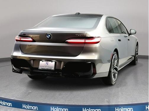 2026 BMW 740 i xDrive