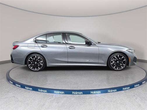 2025 BMW 330 i xDrive