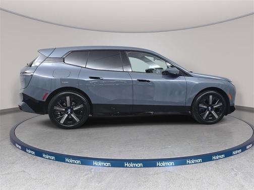 2025 BMW iX xDrive50