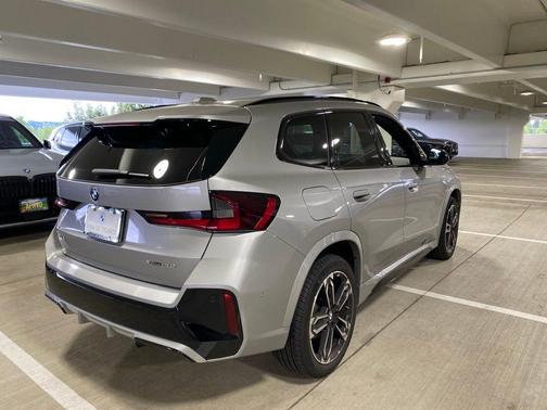 Silver Metallic 2023 BMW X1 xDrive28i