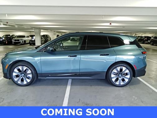 2025 BMW iX xDrive50
