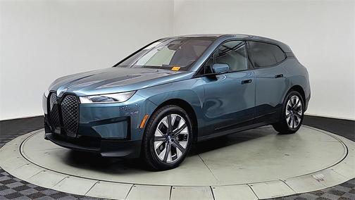 2025 BMW iX xDrive50