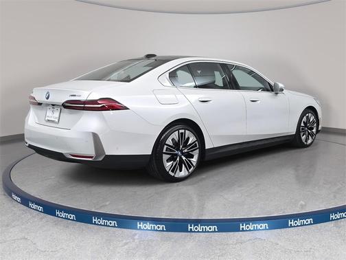 2025 BMW i5 xDrive40