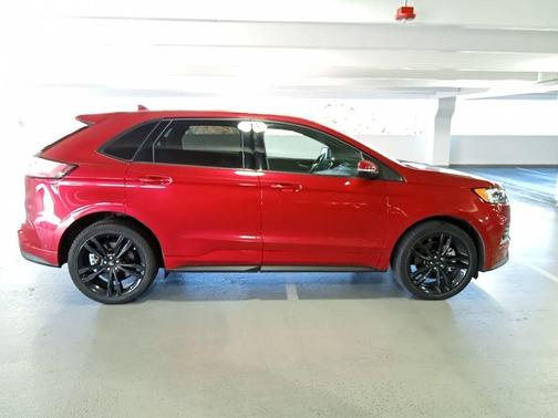 Red 2020 Ford Edge ST