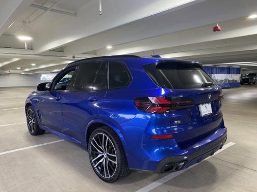 Bay Blue 2024 BMW X5 M60i