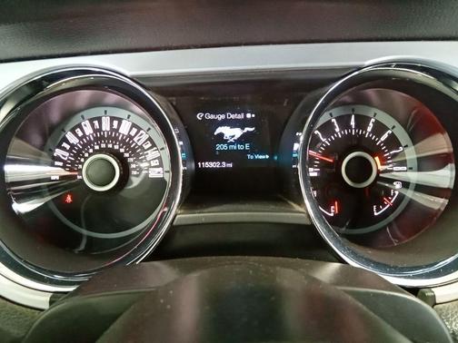 2013 Ford Mustang V6