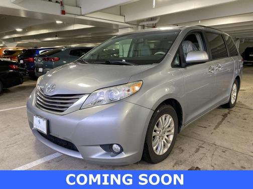 2013 Toyota Sienna XLE
