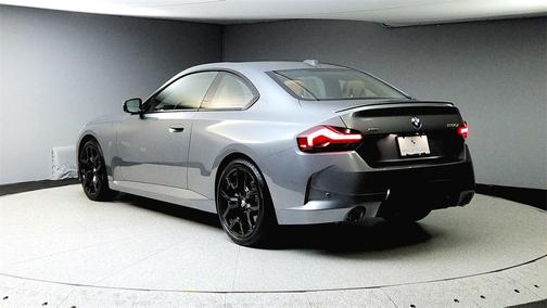 2025 BMW 230 i xDrive