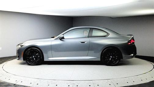 2025 BMW 230 i xDrive