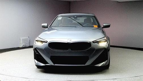 2025 BMW 230 i xDrive