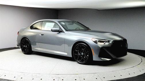 2025 BMW 230 i xDrive