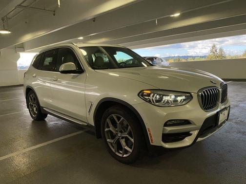 Mineral White Metallic 2021 BMW X3 PHEV xDrive30e