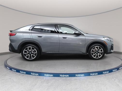 2025 BMW X2 xDrive28i