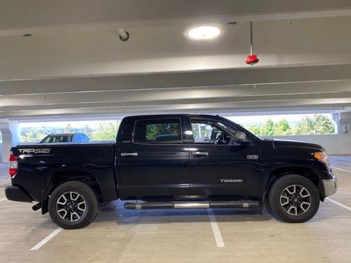 2017 Toyota Tundra Limited