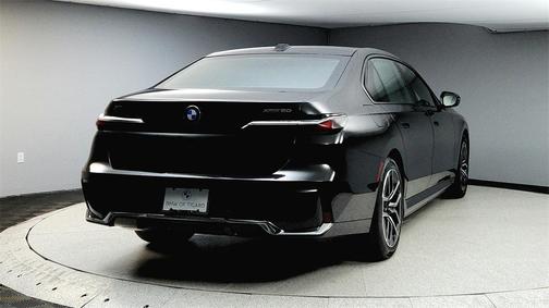 2025 BMW i7 xDrive60