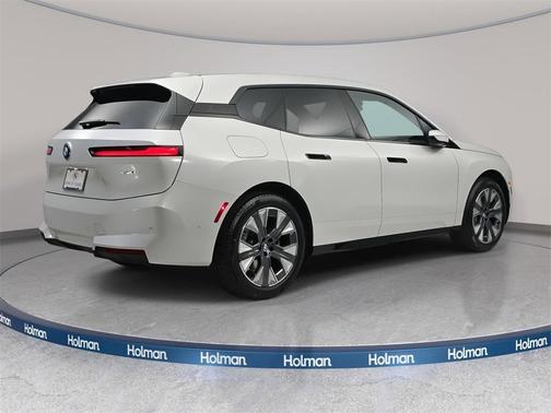 2026 BMW iX xDrive45