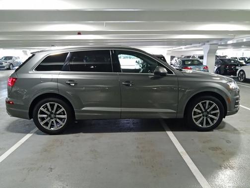 2017 Audi Q7 2.0T Premium Plus