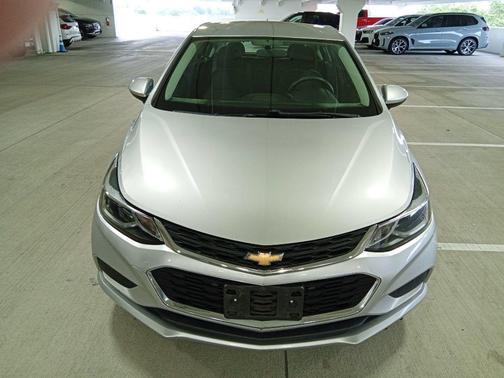 Silver Ice Metallic 2017 Chevrolet Cruze LT