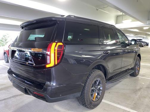 Gray Metallic 2025 Ford Expedition Tremor