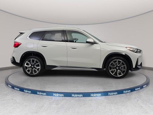 Alpine White 2026 BMW X1 xDrive28i