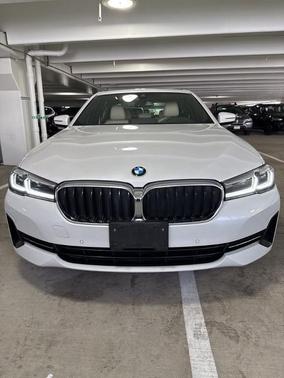 White Metallic 2022 BMW 530 i xDrive