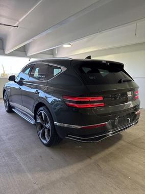 Green 2025 Genesis GV80 3.5T Prestige