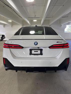 Alpine White 2024 BMW i5 M60
