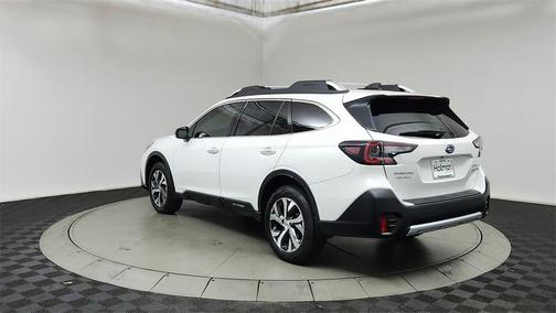 2022 Subaru Outback Touring XT