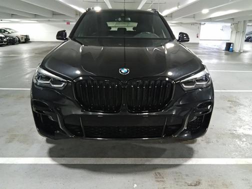 2023 BMW X5 M50i