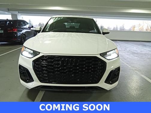 2022 Audi Q5 45 S line Premium Plus