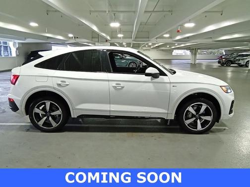 2022 Audi Q5 45 S line Premium Plus