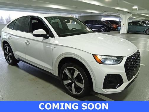 2022 Audi Q5 45 S line Premium Plus