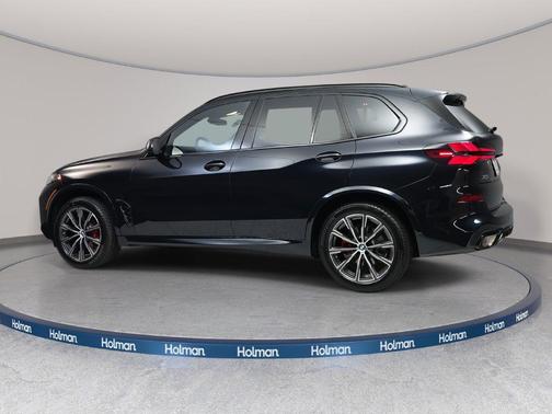 Carbon Black Metallic 2026 BMW X5 xDrive40i