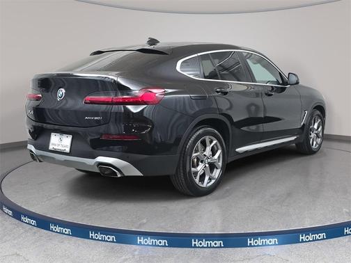 2024 BMW X4 xDrive30i