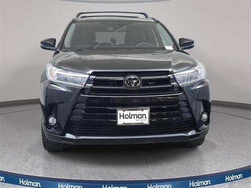 2017 Toyota Highlander SE