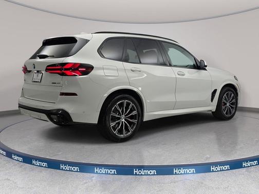 Alpine White 2026 BMW X5 xDrive40i