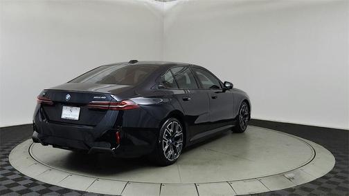 2025 BMW i5 xDrive40