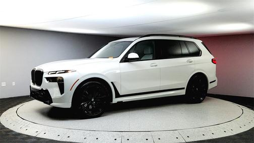 2025 BMW X7 xDrive40i