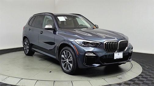 2021 BMW X5 M50i