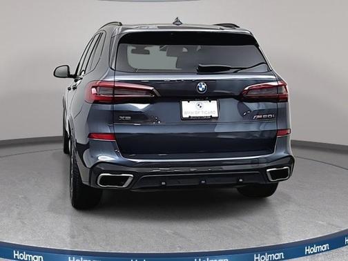 2021 BMW X5 M50i