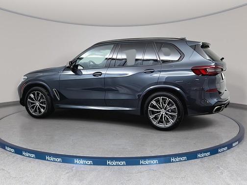 2021 BMW X5 M50i