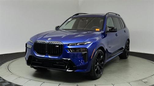 2025 BMW X7 M60i